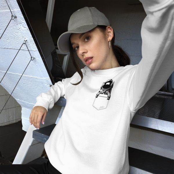 Astronaut in a Pocket Pullover – Bild 3